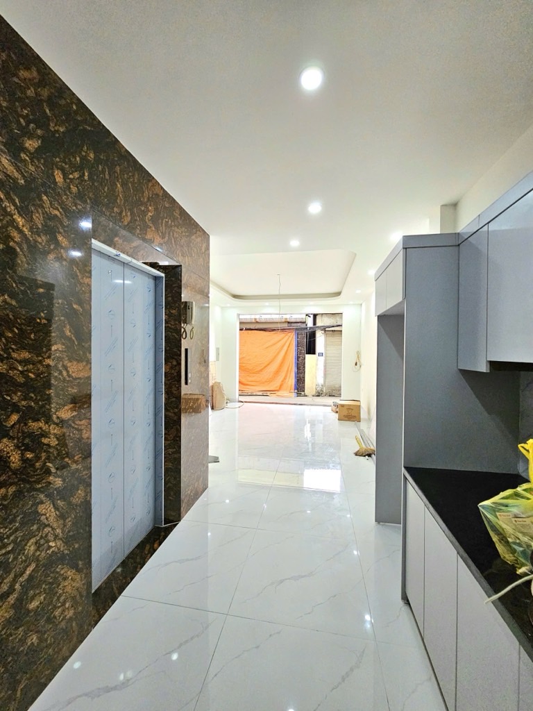 ĐÔNG NGAC - NHÀ MỚI 6 TẦNG, THANG MÁY – NGÕ Ô TÔ – GẦN TRƯỜNG HỌC CÁC CẤP-VIEW ĐẸP.